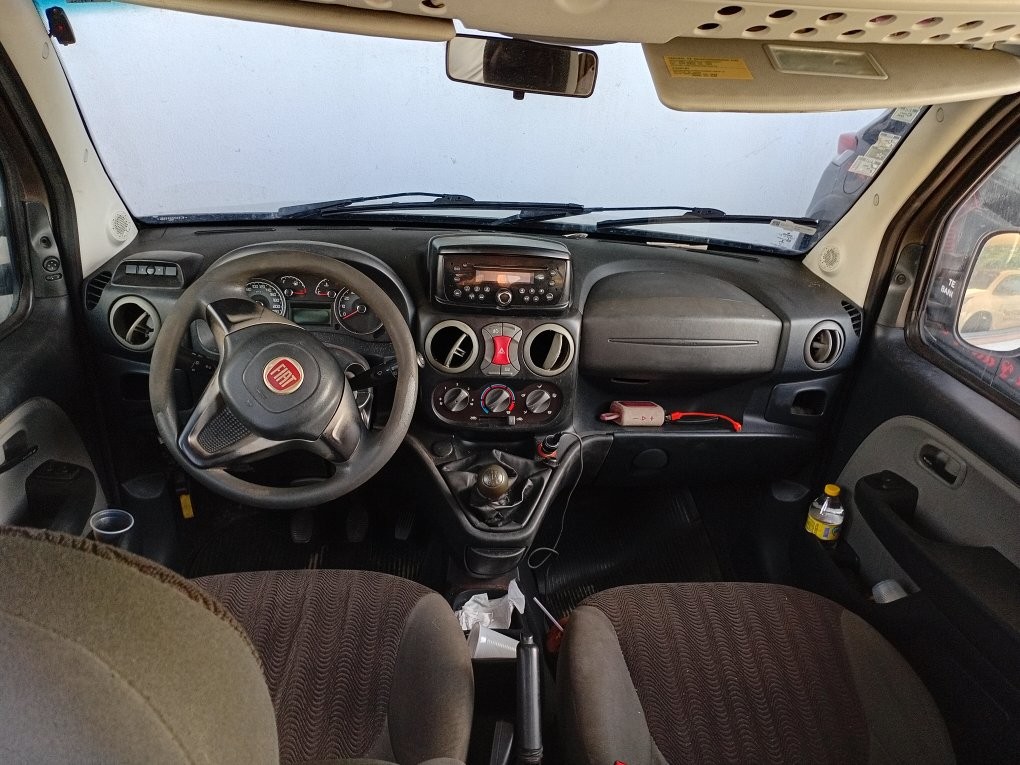 FIAT DOBLO 1.8 MPI ESSENCE 16V FLEX 4P MANUAL