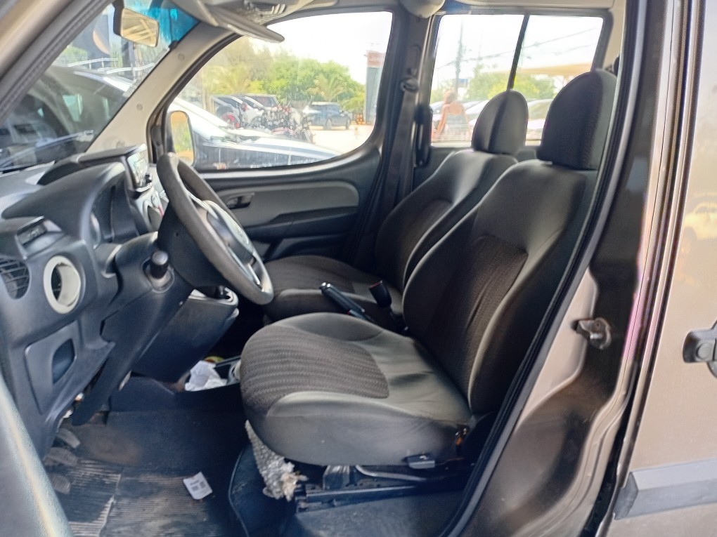 FIAT DOBLO 1.8 MPI ESSENCE 16V FLEX 4P MANUAL