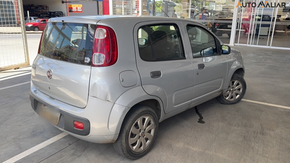 FIAT UNO 1.0 EVO VIVACE 8V FLEX 4P MANUAL