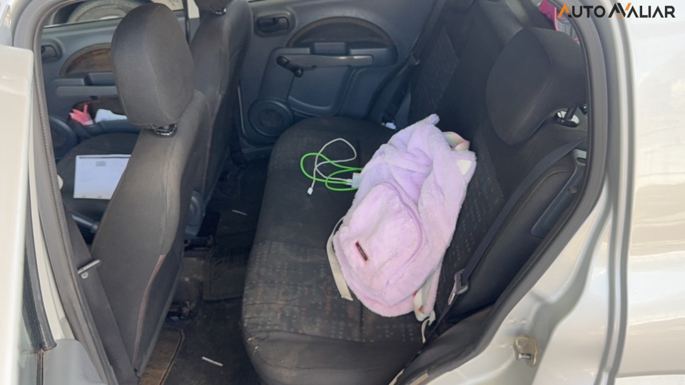 FIAT UNO 1.0 EVO VIVACE 8V FLEX 4P MANUAL