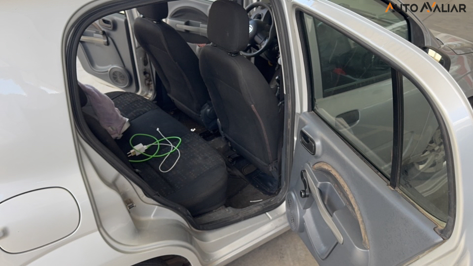 FIAT UNO 1.0 EVO VIVACE 8V FLEX 4P MANUAL