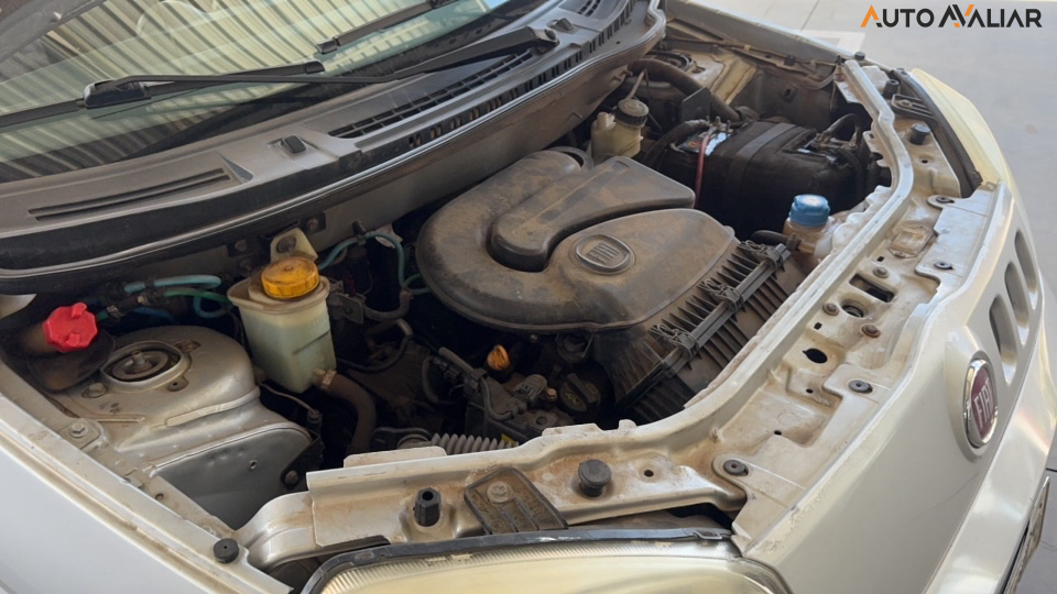 FIAT UNO 1.0 EVO VIVACE 8V FLEX 4P MANUAL