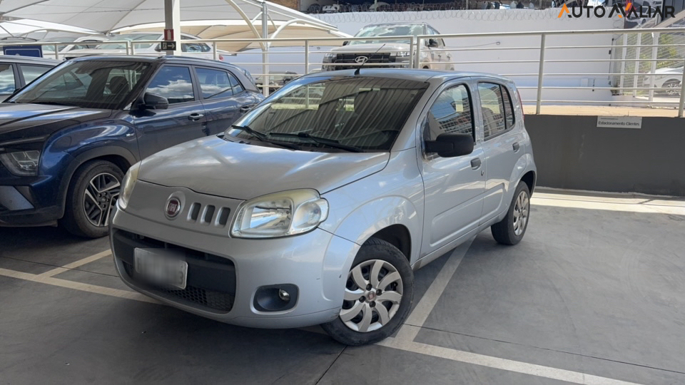 FIAT UNO 1.0 EVO VIVACE 8V FLEX 4P MANUAL