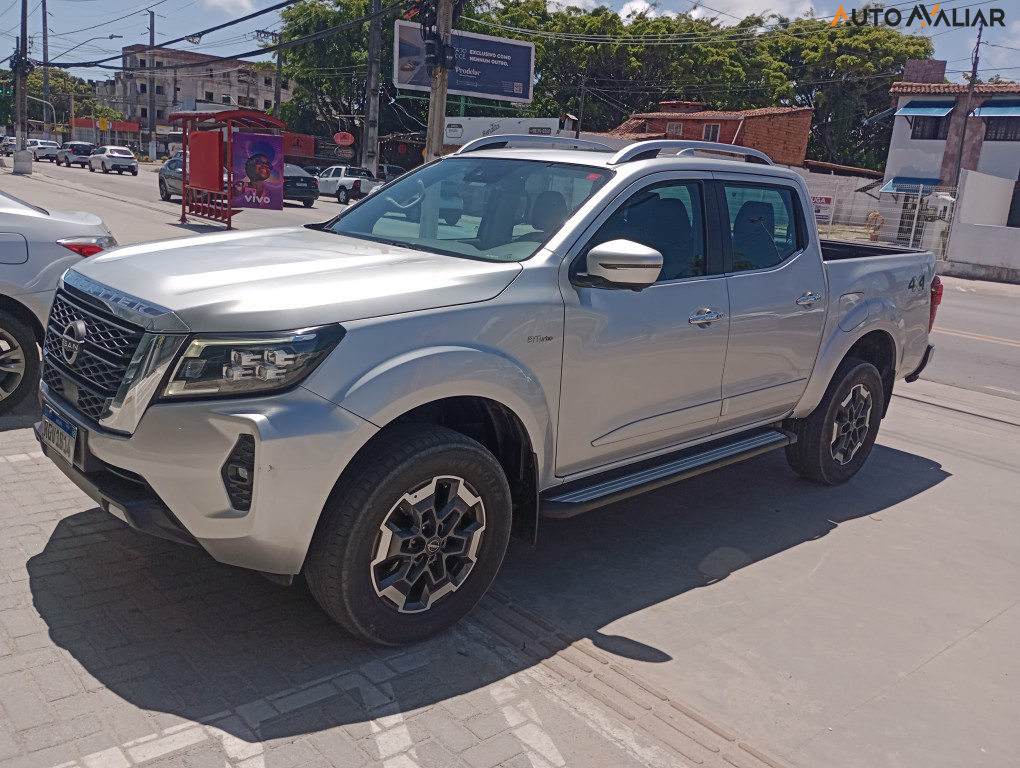 NISSAN FRONTIER 2.3 16V TURBO DIESEL PLATINUM CD 4X4 AUTOM&Aacute;TICO