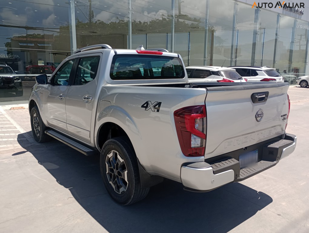 NISSAN FRONTIER 2.3 16V TURBO DIESEL PLATINUM CD 4X4 AUTOM&Aacute;TICO