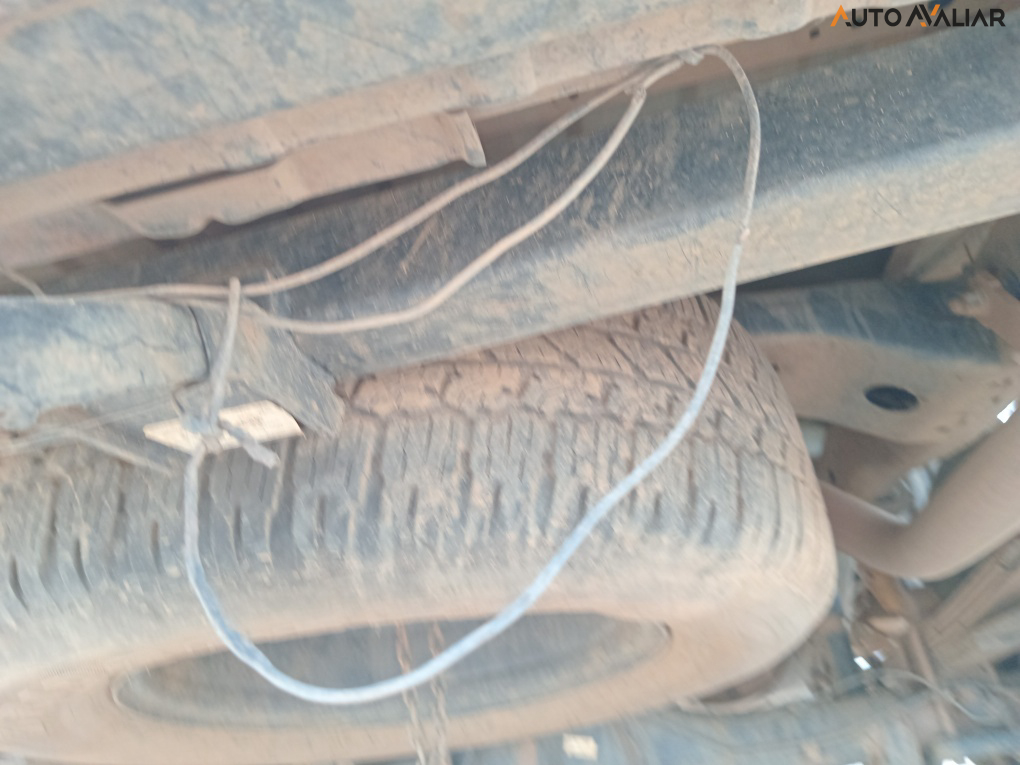 TOYOTA HILUX 2.8 POWER PACK 4X4 CD 16V DIESEL 4P MANUAL