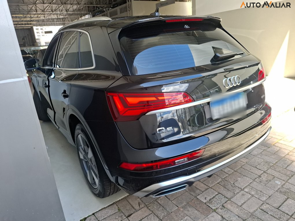 AUDI Q5 2.0 45 TFSI GASOLINA S-LINE QUATTRO S TRONIC