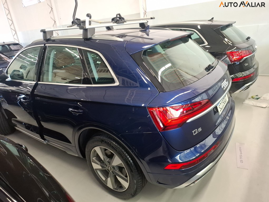 AUDI Q5 2.0 45 TFSI GASOLINA S LINE BLACK QUATTRO S TRONIC
