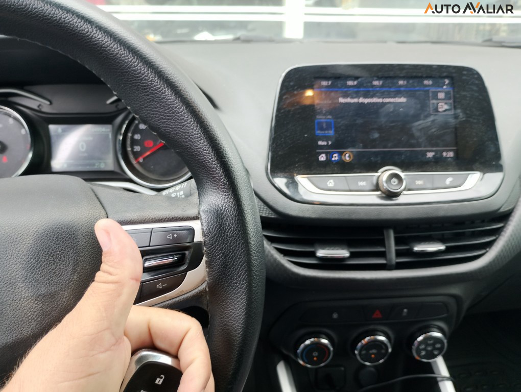 CHEVROLET ONIX 1.0 FLEX LT MANUAL