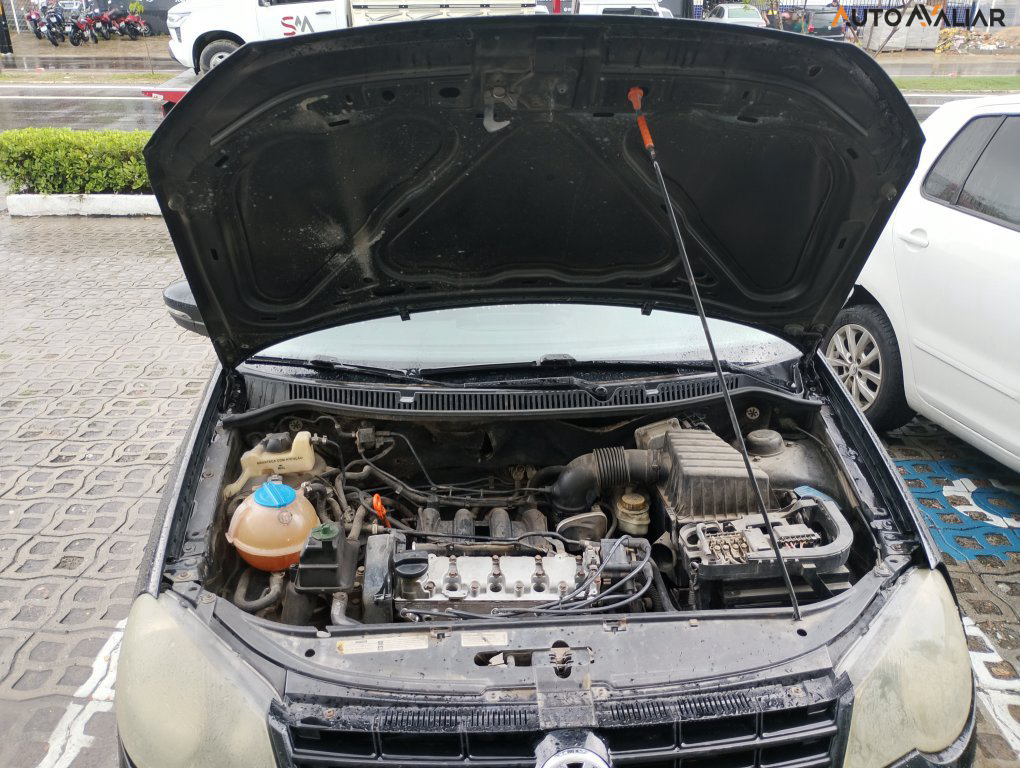 VOLKSWAGEN POLO SEDAN 1.6 MI 8V TOTAL FLEX 4P MANUAL