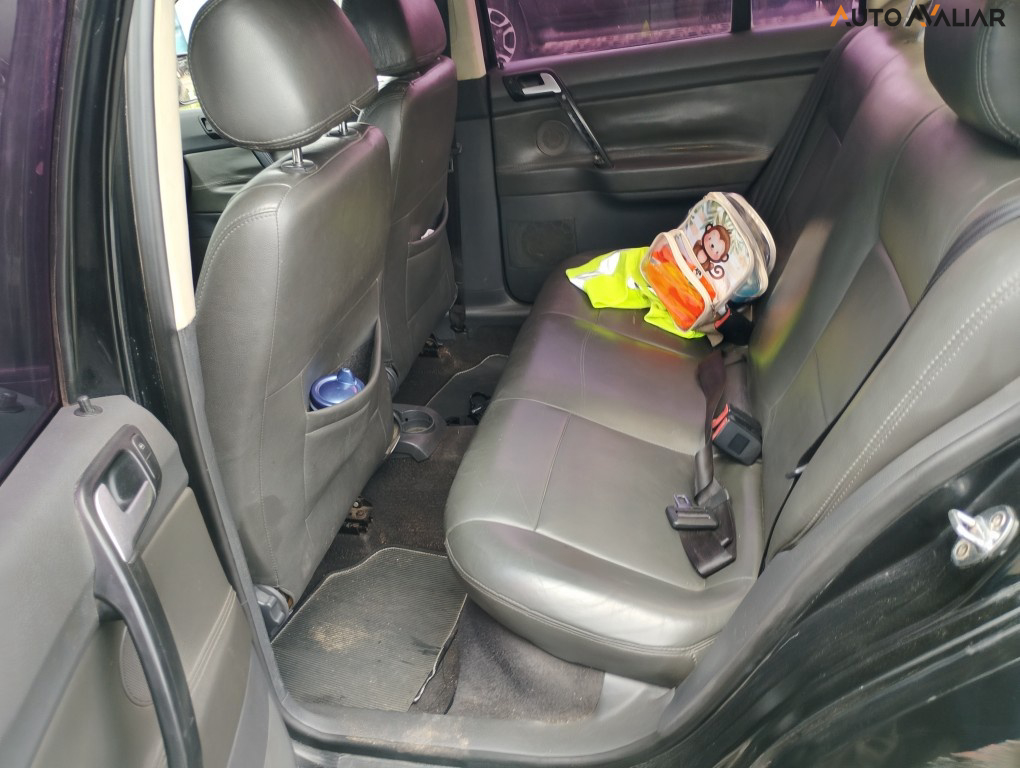 VOLKSWAGEN POLO SEDAN 1.6 MI 8V TOTAL FLEX 4P MANUAL