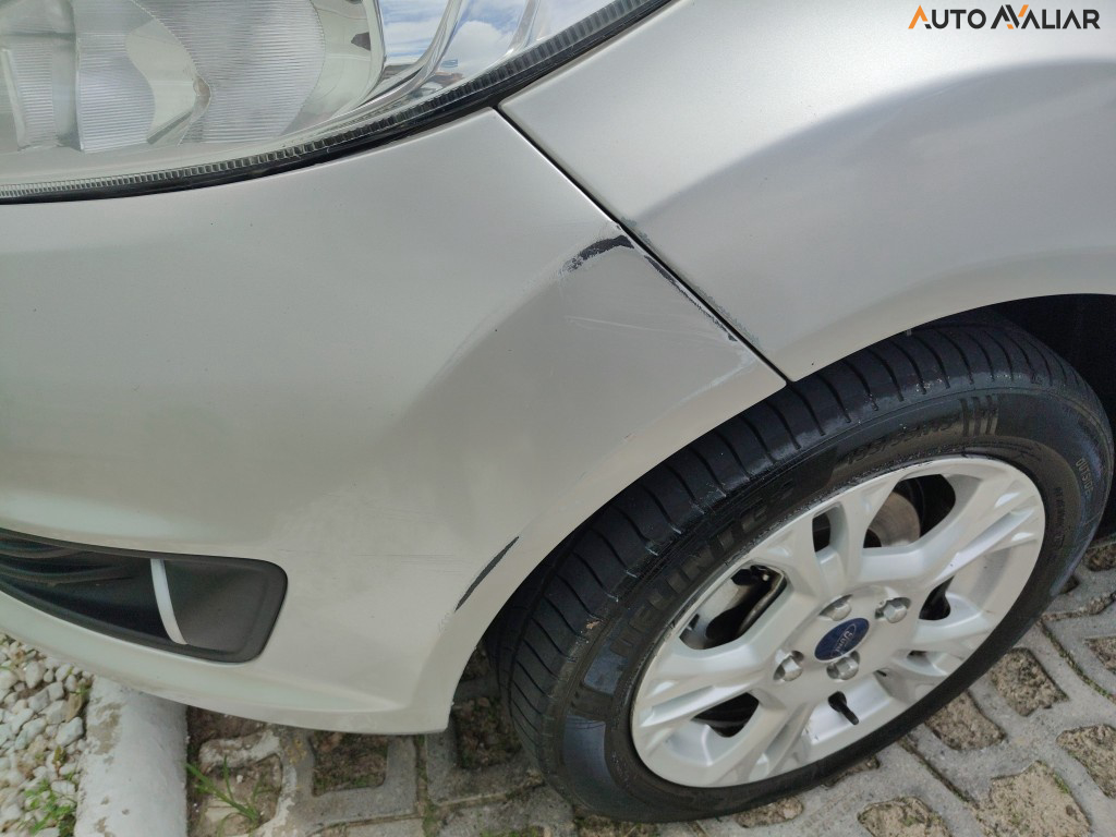 FORD FIESTA 1.6 SE HATCH 16V FLEX 4P MANUAL