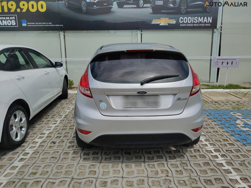 FORD FIESTA 1.6 SE HATCH 16V FLEX 4P MANUAL