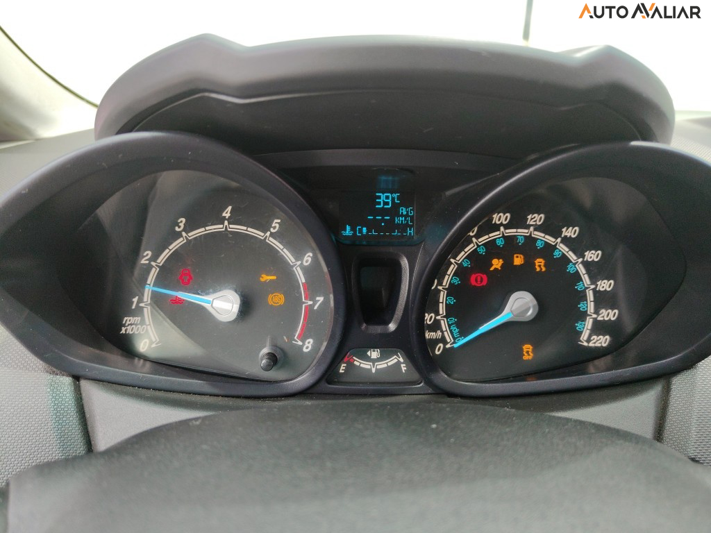 FORD FIESTA 1.6 SE HATCH 16V FLEX 4P MANUAL