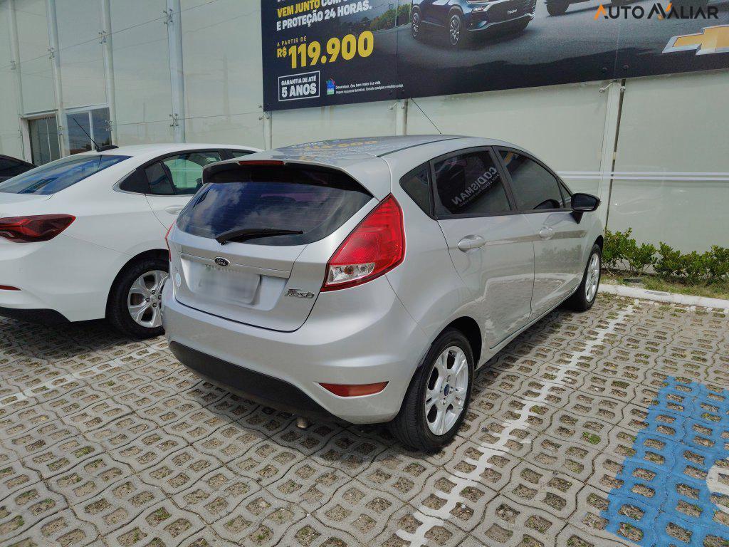 FORD FIESTA 1.6 SE HATCH 16V FLEX 4P MANUAL