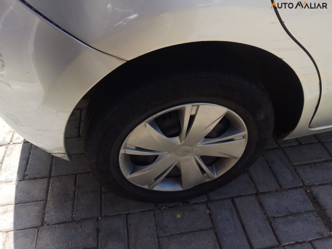 NISSAN MARCH 1.0 S 12V FLEX 4P MANUAL