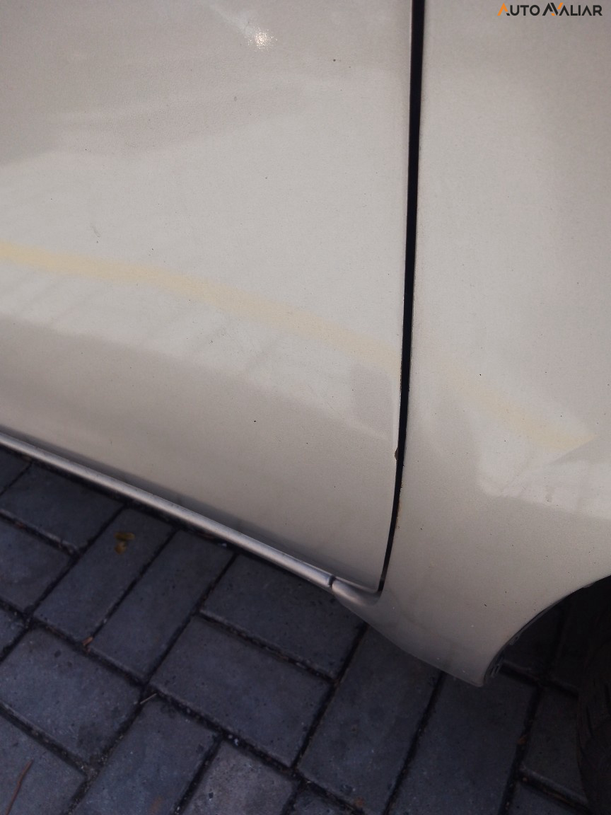 NISSAN MARCH 1.0 S 12V FLEX 4P MANUAL