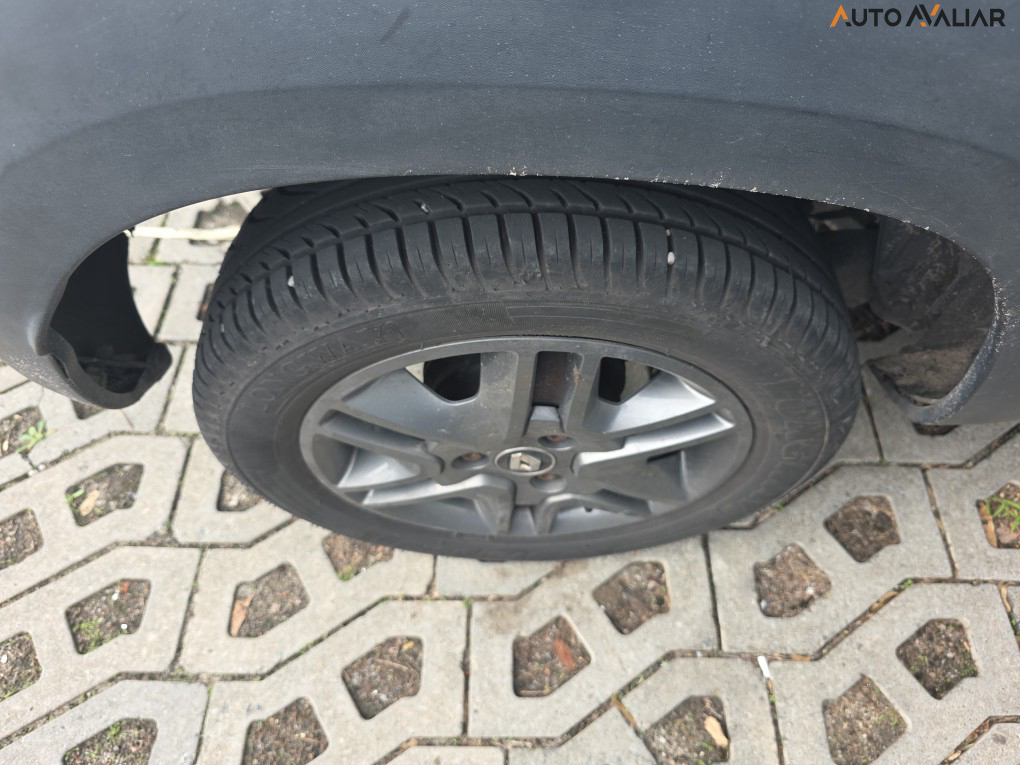 RENAULT KWID 1.0 12V SCE FLEX INTENSE MANUAL