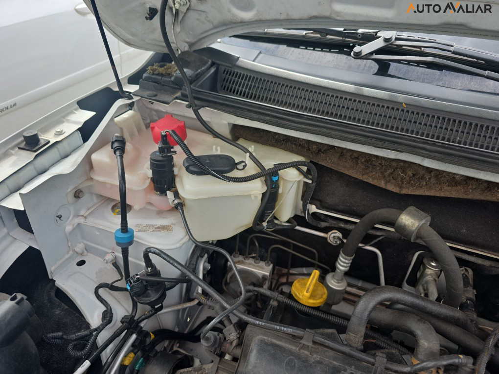 RENAULT KWID 1.0 12V SCE FLEX INTENSE MANUAL