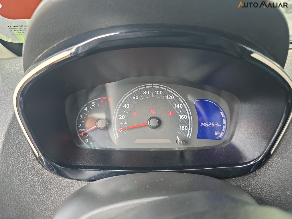 RENAULT KWID 1.0 12V SCE FLEX INTENSE MANUAL