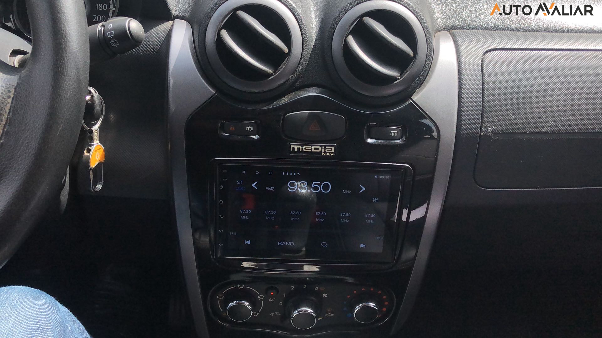 RENAULT SANDERO 1.6 EXPRESSION 8V FLEX 4P MANUAL