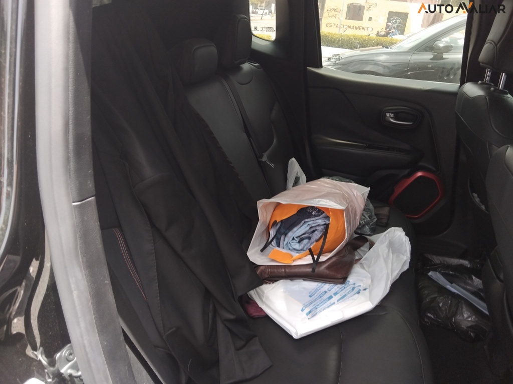 JEEP RENEGADE 2.0 16V TURBO DIESEL TRAILHAWK 4P 4X4 AUTOMATICO