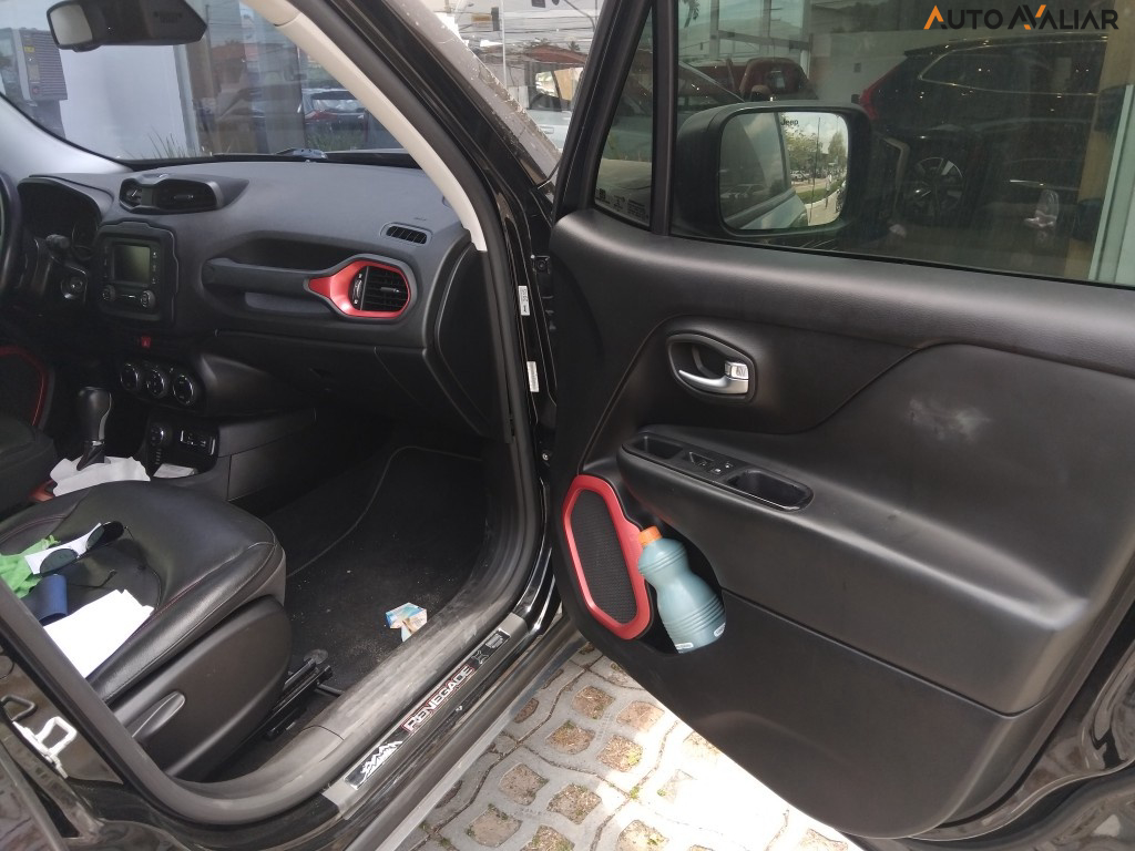 JEEP RENEGADE 2.0 16V TURBO DIESEL TRAILHAWK 4P 4X4 AUTOMATICO