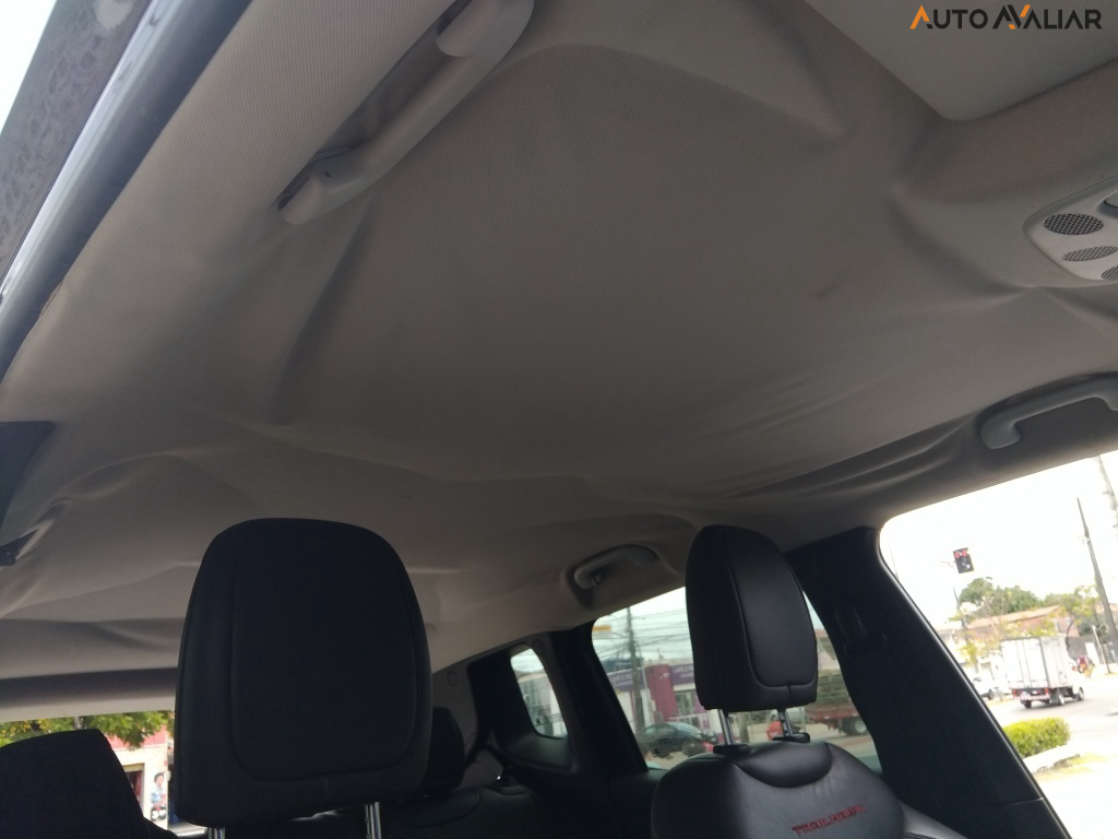 JEEP RENEGADE 2.0 16V TURBO DIESEL TRAILHAWK 4P 4X4 AUTOMATICO