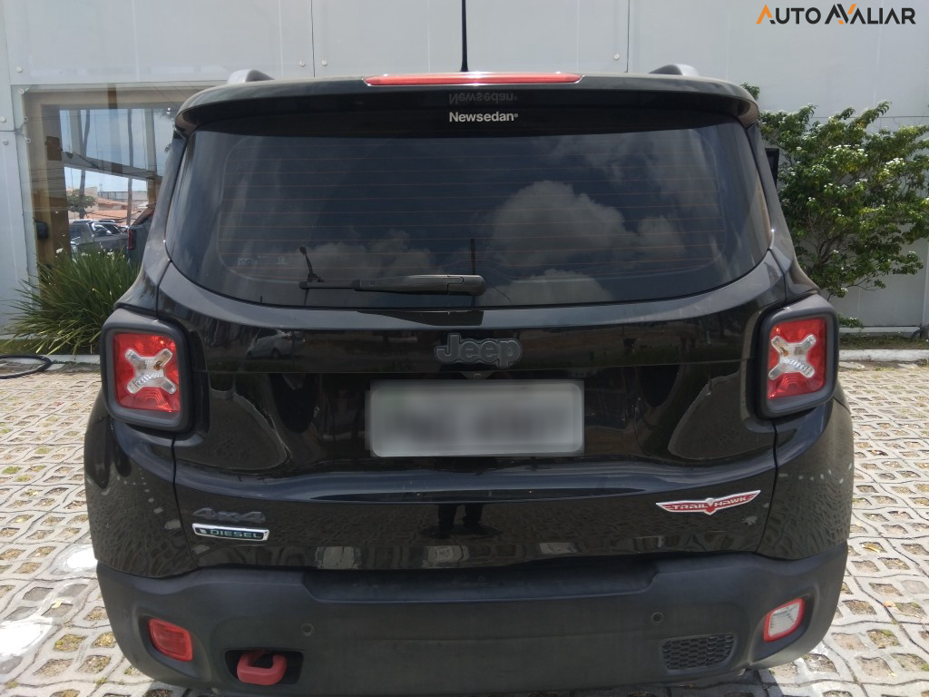 JEEP RENEGADE 2.0 16V TURBO DIESEL TRAILHAWK 4P 4X4 AUTOMATICO