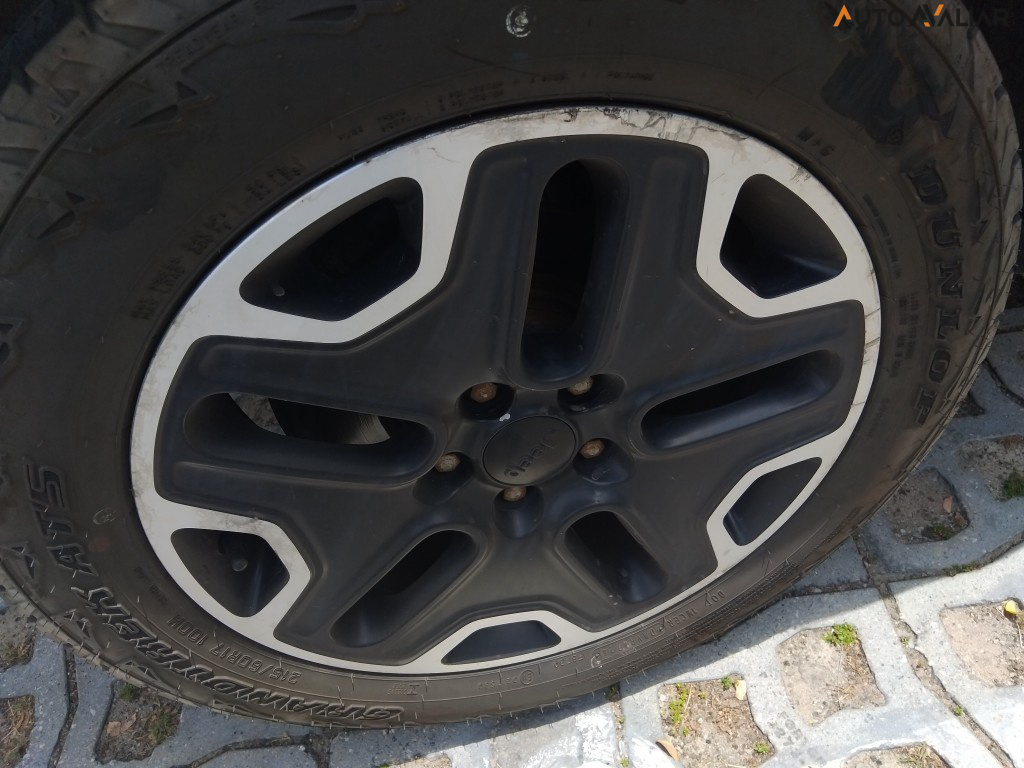 JEEP RENEGADE 2.0 16V TURBO DIESEL TRAILHAWK 4P 4X4 AUTOMATICO