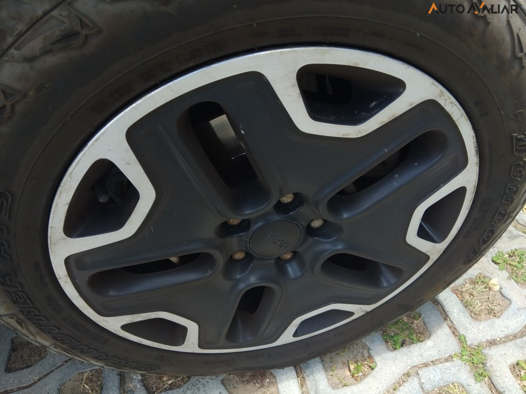 JEEP RENEGADE 2.0 16V TURBO DIESEL TRAILHAWK 4P 4X4 AUTOMATICO