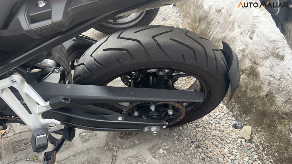 BMW F 800 GS F 800 GS PLUS