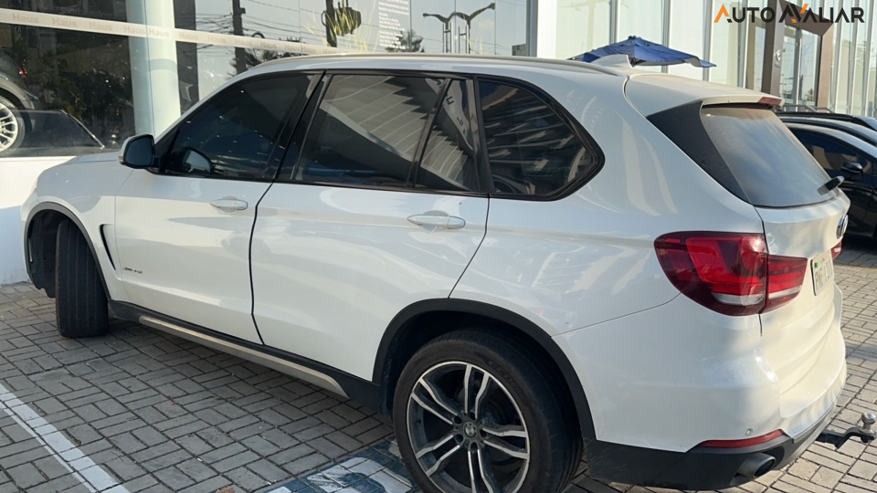 BMW X5 3.0 4X4 30D I6 TURBO DIESEL 4P AUTOMATICO