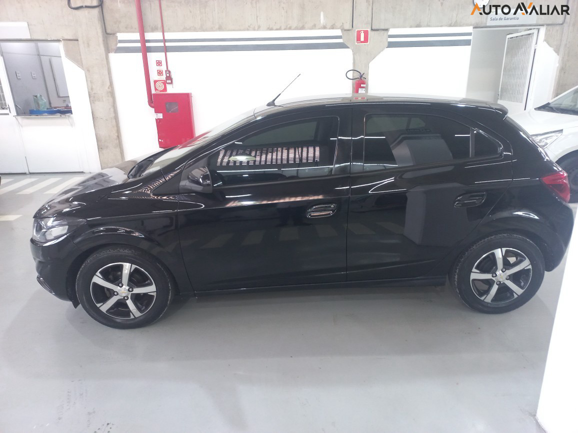 CHEVROLET ONIX 1.4 MPFI LTZ 8V FLEX 4P AUTOMATICO