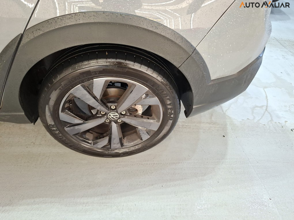 VOLKSWAGEN NIVUS 1.0 200 TSI TOTAL FLEX HIGHLINE AUTOM&Aacute;TICO