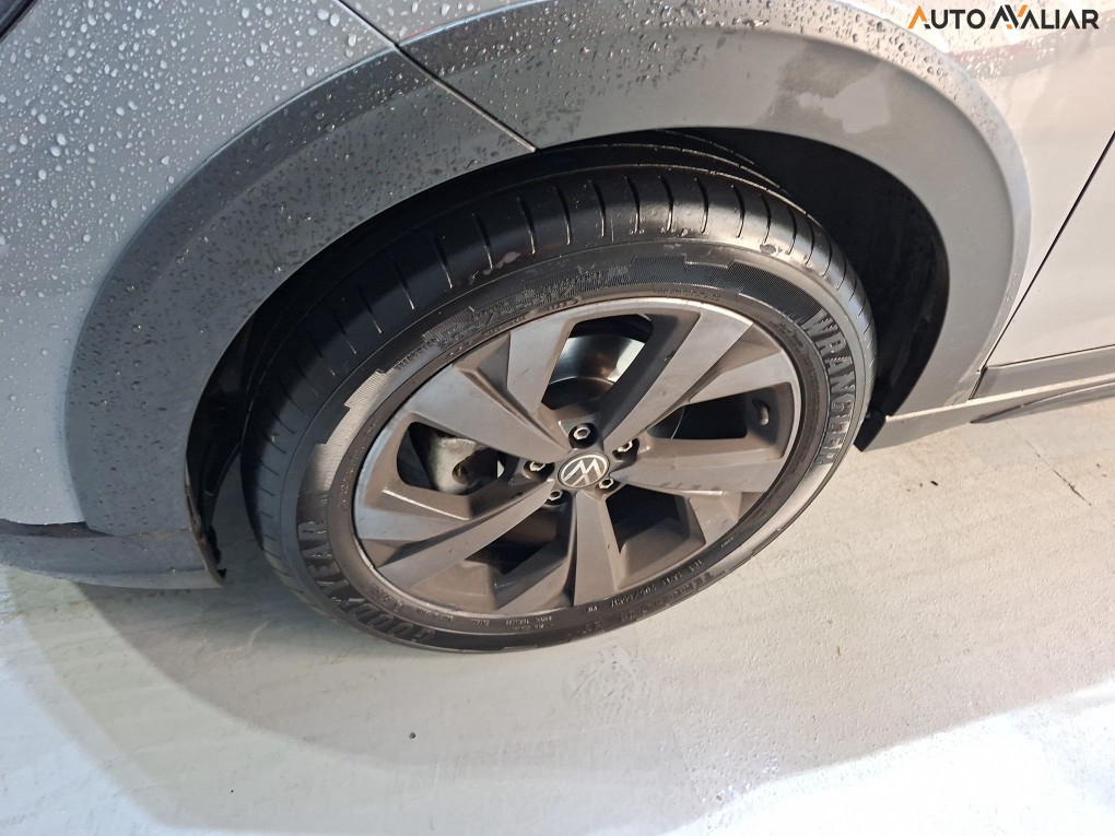 VOLKSWAGEN NIVUS 1.0 200 TSI TOTAL FLEX HIGHLINE AUTOM&Aacute;TICO