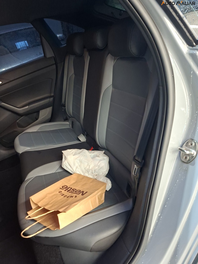 VOLKSWAGEN NIVUS 1.0 200 TSI TOTAL FLEX HIGHLINE AUTOM&Aacute;TICO