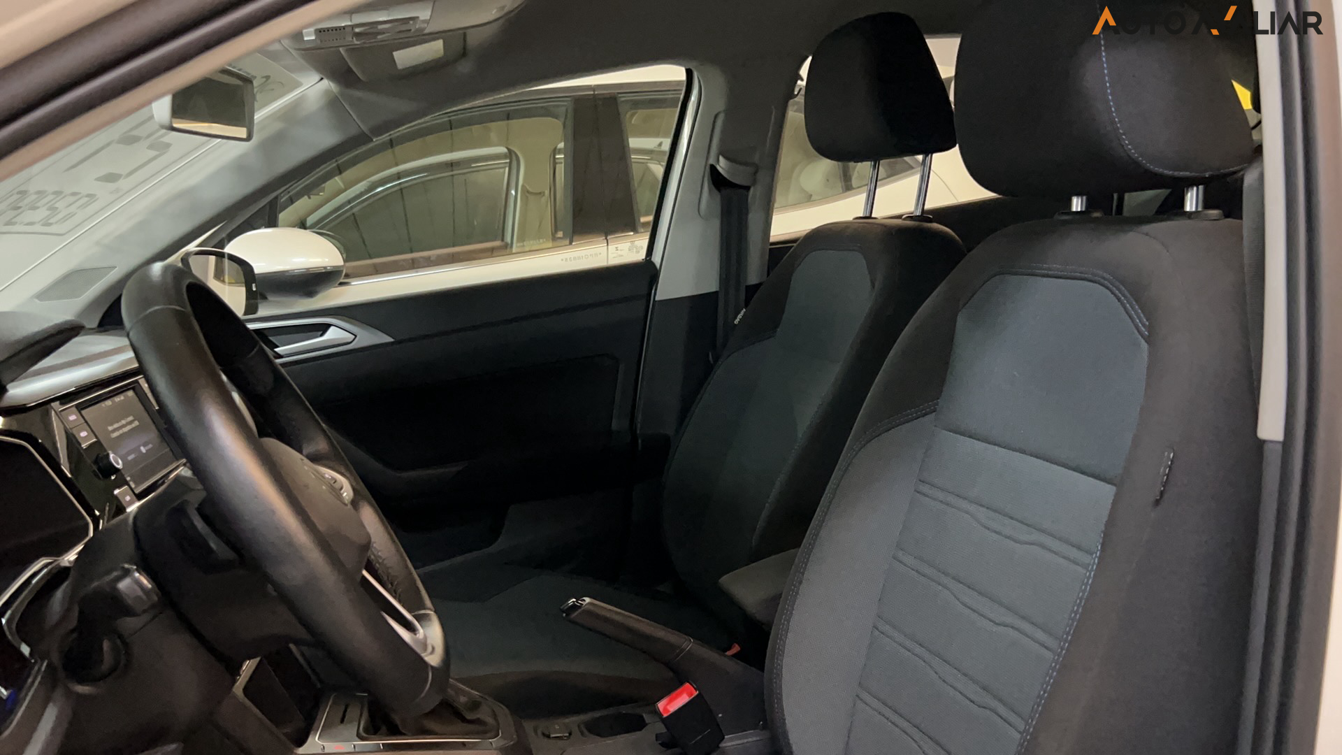 VOLKSWAGEN NIVUS 1.0 200 TSI TOTAL FLEX COMFORTLINE AUTOM&Aacute;TICO