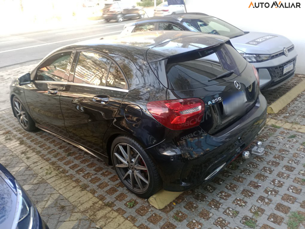 MERCEDES-BENZ A 250 2.0 CGI GASOLINA SPORT 7G-DCT