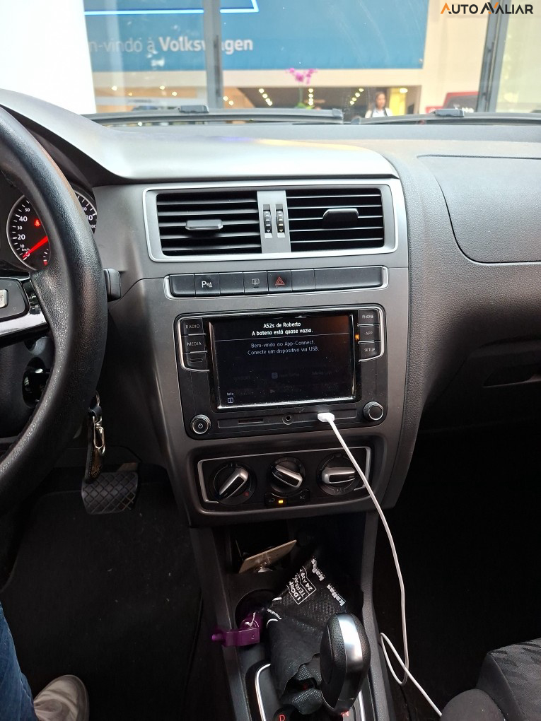 VOLKSWAGEN FOX 1.6 MSI COMFORTLINE 8V FLEX 4P AUTOMATIZADO