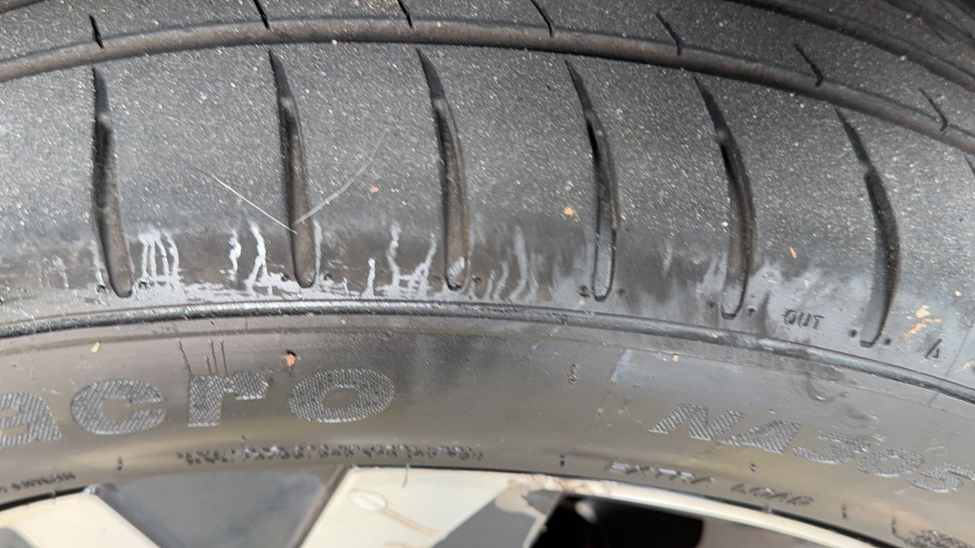 VOLKSWAGEN T-CROSS 1.0 200 TSI TOTAL FLEX AUTOM&Aacute;TICO