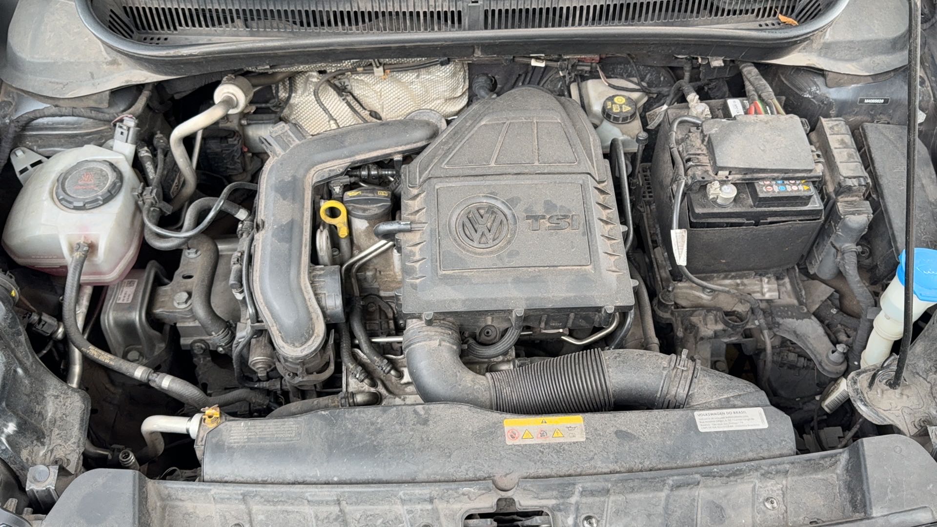 VOLKSWAGEN T-CROSS 1.0 200 TSI TOTAL FLEX AUTOM&Aacute;TICO