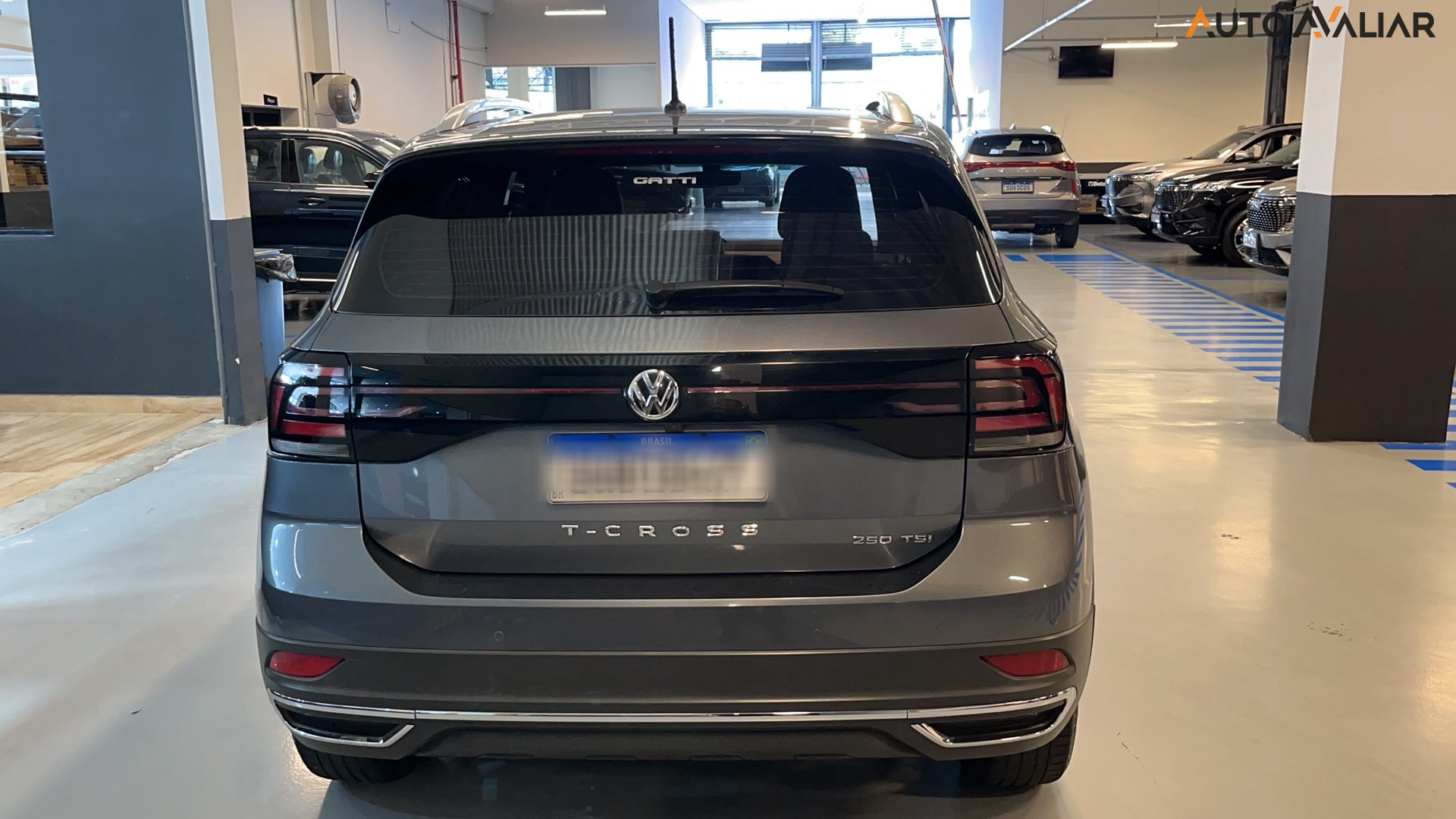 VOLKSWAGEN T-CROSS 1.4 250 TSI TOTAL FLEX HIGHLINE AUTOMATICO