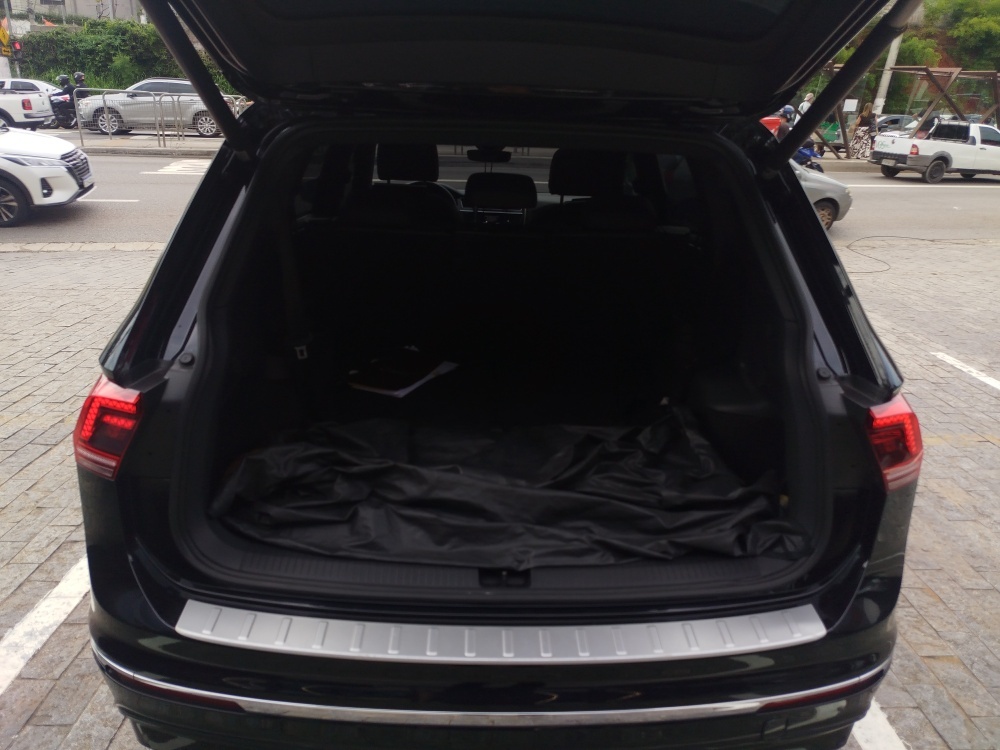 VOLKSWAGEN TIGUAN 2.0 350 TSI GASOLINA ALLSPACE R-LINE 4MOTION DSG