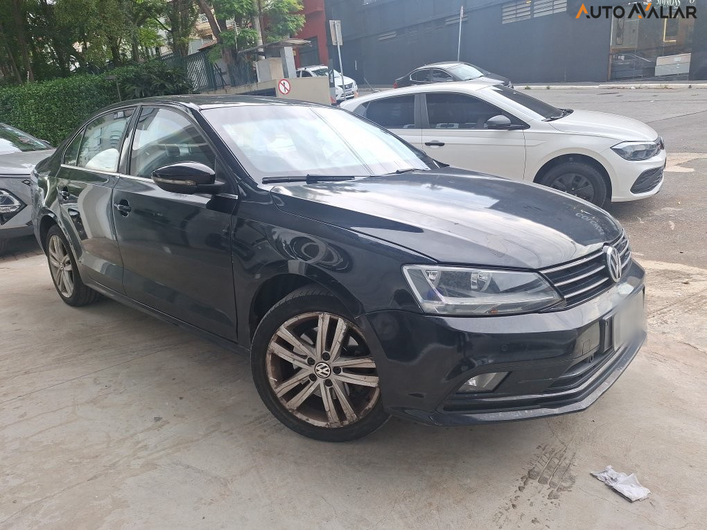 VOLKSWAGEN JETTA 2.0 TSI HIGHLINE 211CV GASOLINA 4P TIPTRONIC