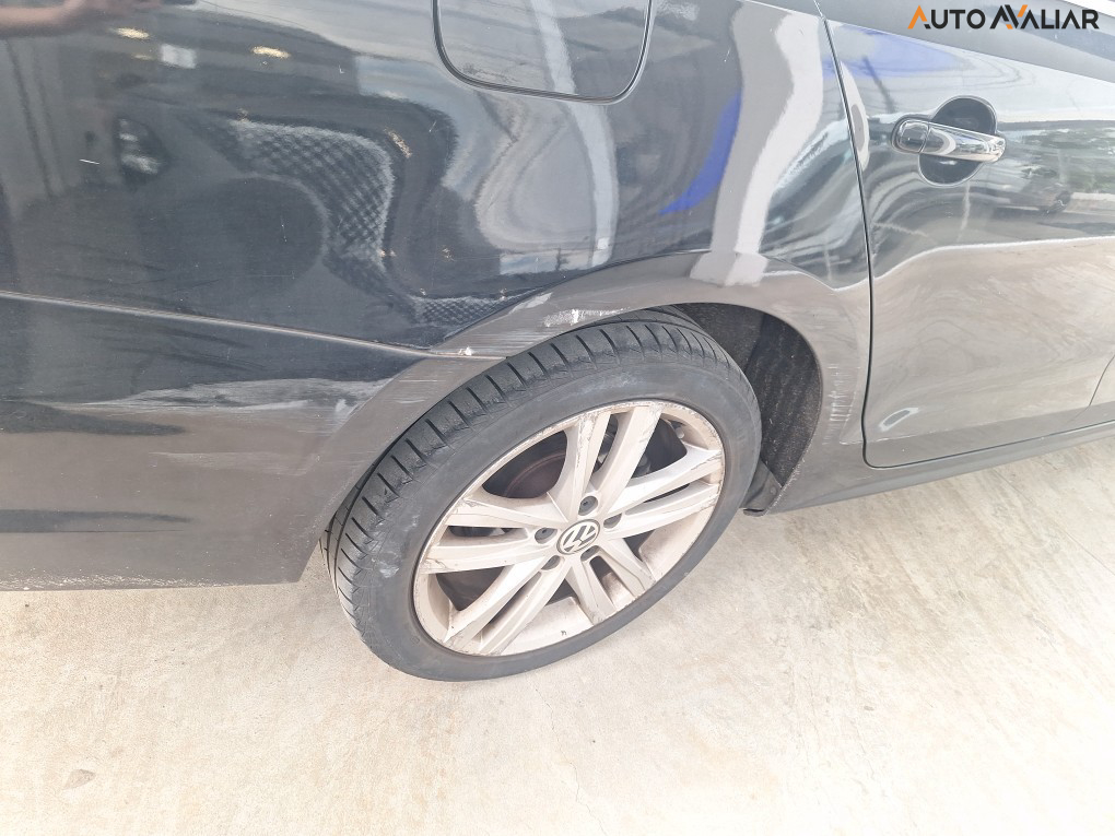 VOLKSWAGEN JETTA 2.0 TSI HIGHLINE 211CV GASOLINA 4P TIPTRONIC