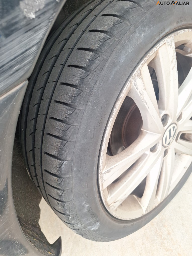 VOLKSWAGEN JETTA 2.0 TSI HIGHLINE 211CV GASOLINA 4P TIPTRONIC