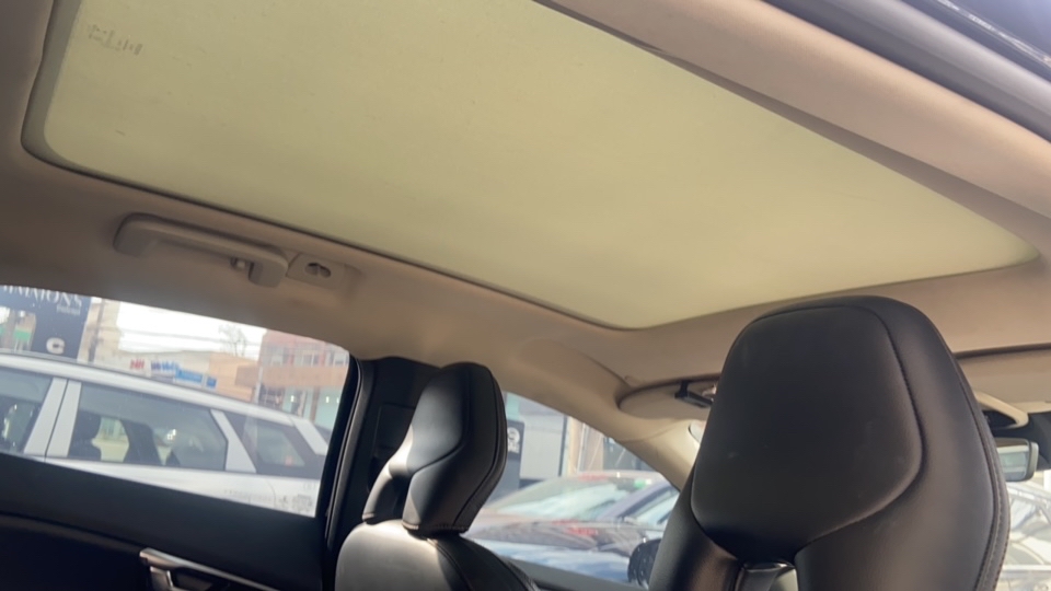 VOLVO V40 2.0 T5 CROSS COUNTRY AWD TURBO GASOLINA 4P AUTOMATICO