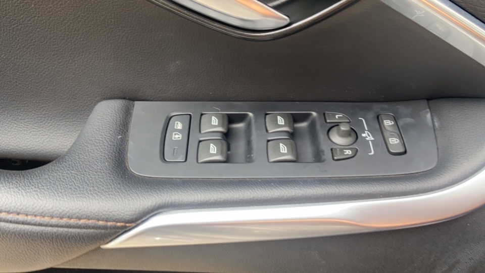 VOLVO V40 2.0 T5 CROSS COUNTRY AWD TURBO GASOLINA 4P AUTOMATICO