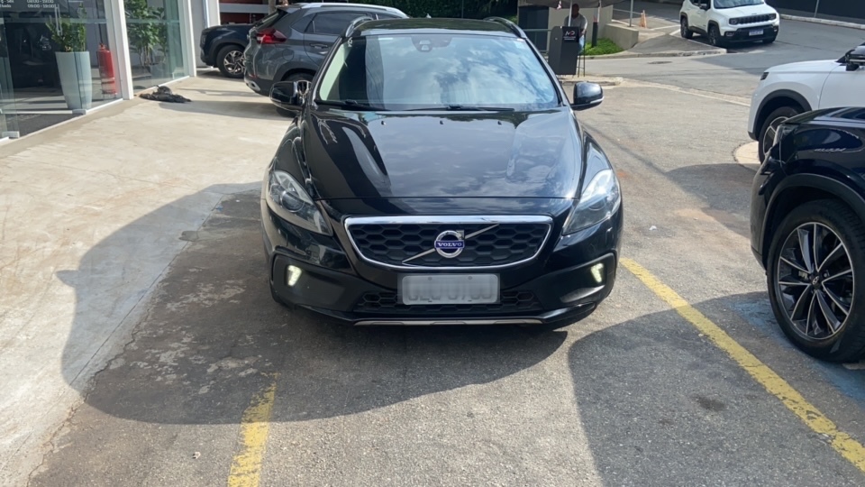 VOLVO V40 2.0 T5 CROSS COUNTRY AWD TURBO GASOLINA 4P AUTOMATICO